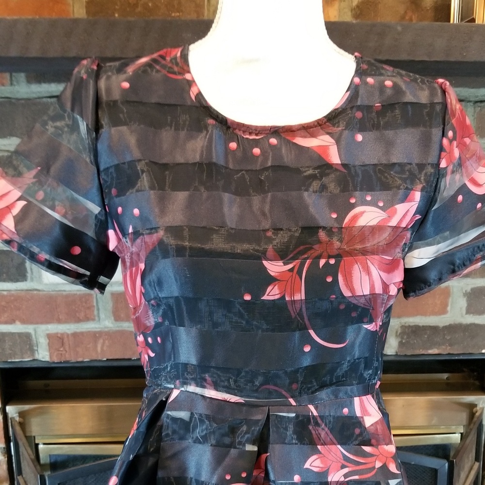 Red and Black Mei Ya Dress